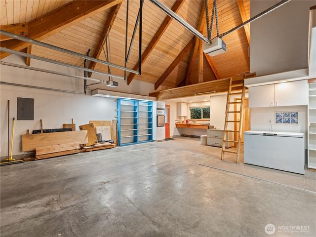 2204 41st Street, Anacortes, WA 98221