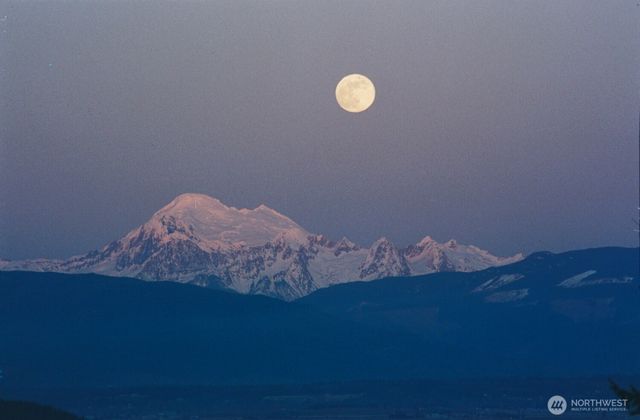 2204 41st Street, Anacortes, WA 98221