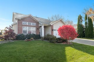 255 Midlane Drive, Crystal Lake, IL 60012