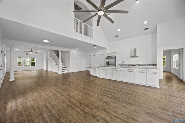 6449 Lincoln Park Place, Huntsville, AL 35806