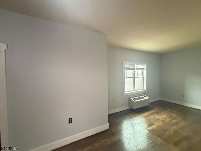 105 Broad Street, Newark City, NJ 07104