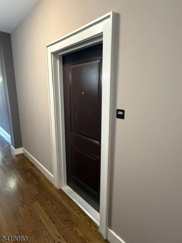 105 Broad Street, Newark City, NJ 07104