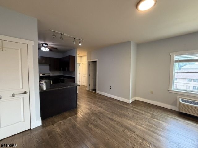 105 Broad Street, Newark City, NJ 07104