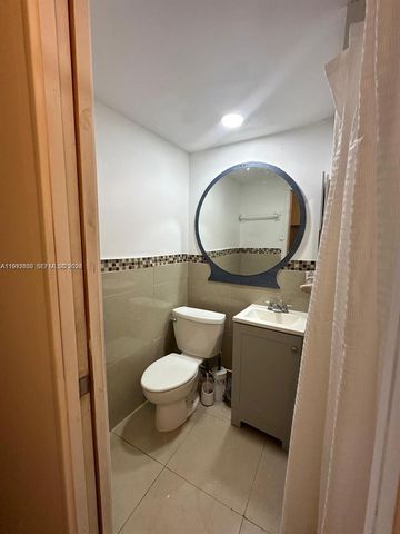 1572 NE 149th Street C, Miami, FL 33161
