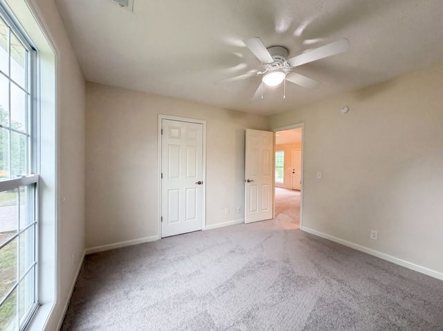 300 Fairway Grn, Shelbyville, TN 37160