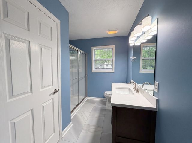 300 Fairway Grn, Shelbyville, TN 37160