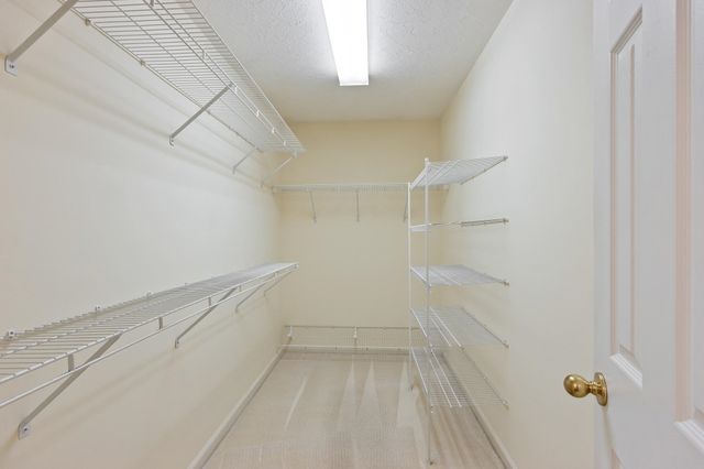 7486 APPLE YARD LN, Cordova, TN 38016