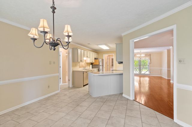 7486 APPLE YARD LN, Cordova, TN 38016