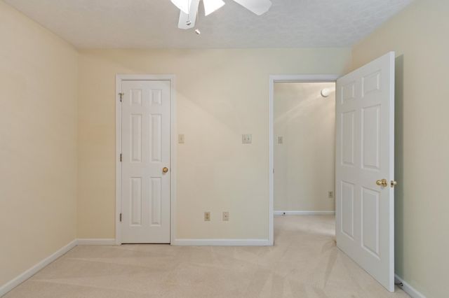 7486 APPLE YARD LN, Cordova, TN 38016