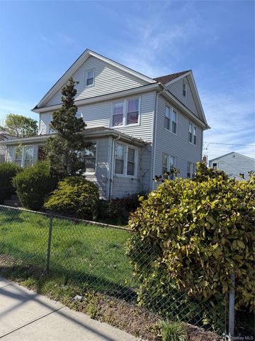 727 Beck Street, Uniondale, NY 11553