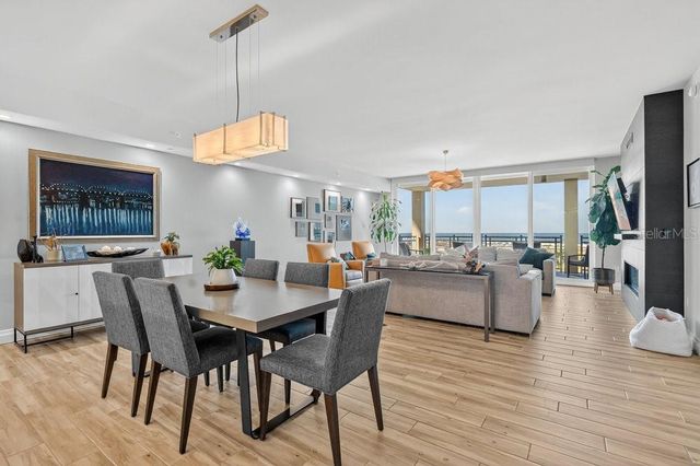 800 COLLANY ROAD 302, St Petersburg, FL 33715