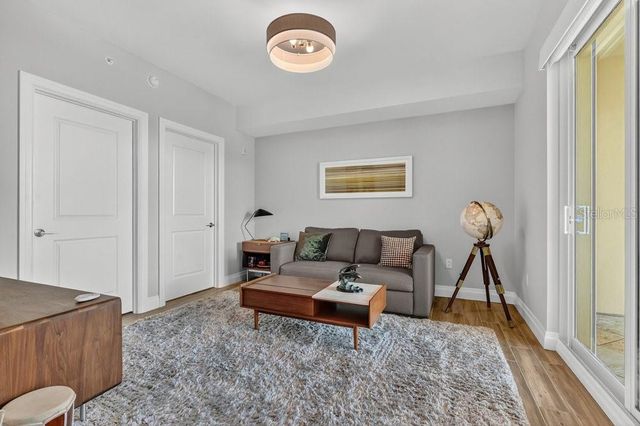 800 COLLANY ROAD 302, St Petersburg, FL 33715