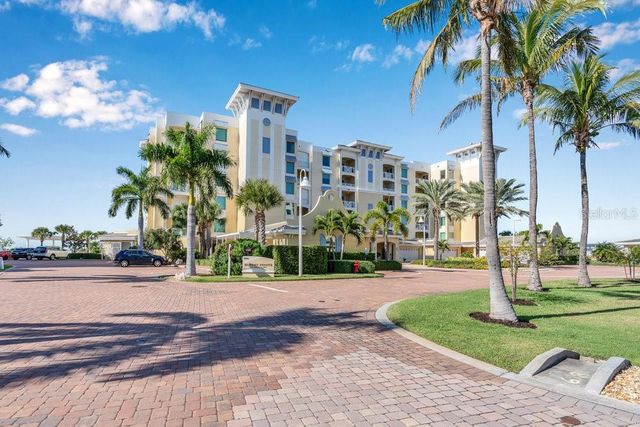 800 COLLANY ROAD 302, St Petersburg, FL 33715