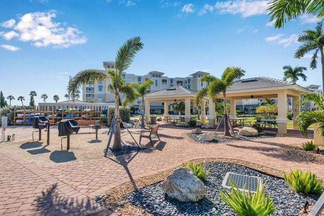 800 COLLANY ROAD 302, St Petersburg, FL 33715