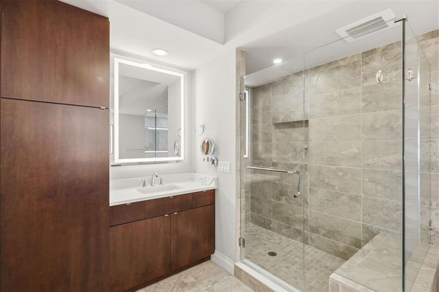 800 COLLANY ROAD 302, St Petersburg, FL 33715