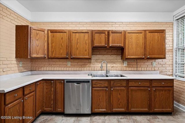 227 E Ormsby Ave, Louisville, KY 40203