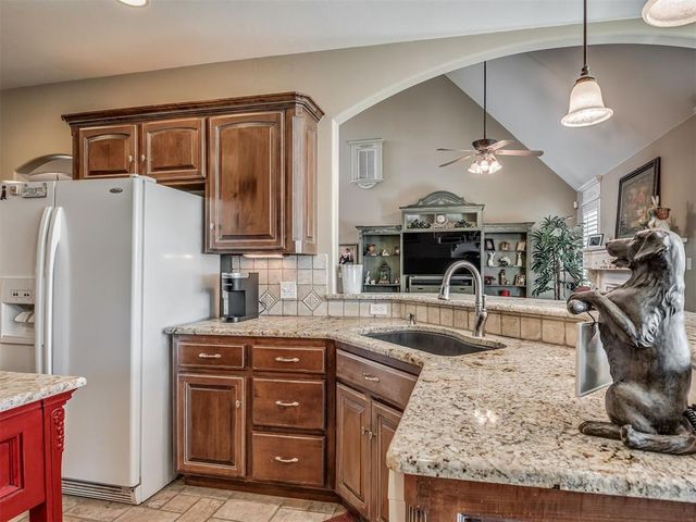 2716 NW 155th Street, Edmond, OK 73013