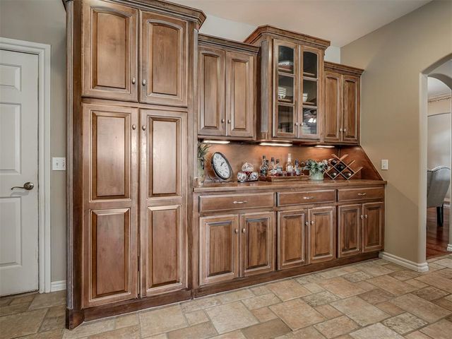 2716 NW 155th Street, Edmond, OK 73013