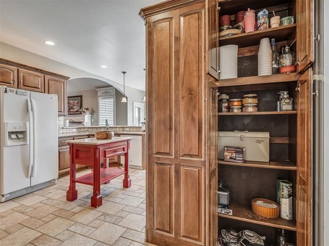 2716 NW 155th Street, Edmond, OK 73013