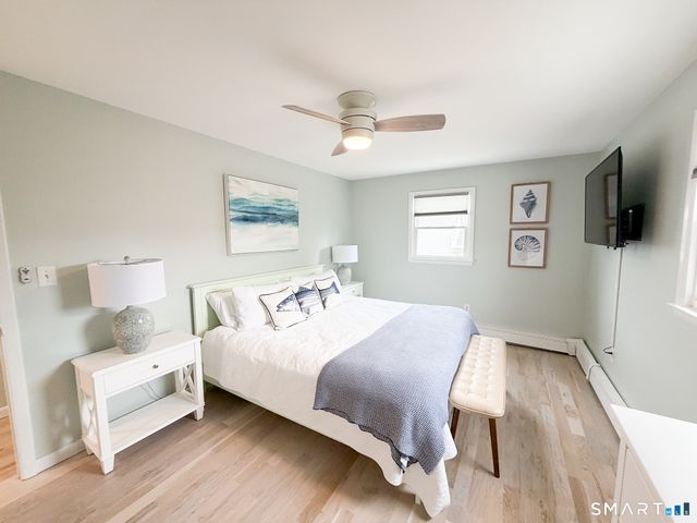 945 East Broadway, Milford, CT 06460