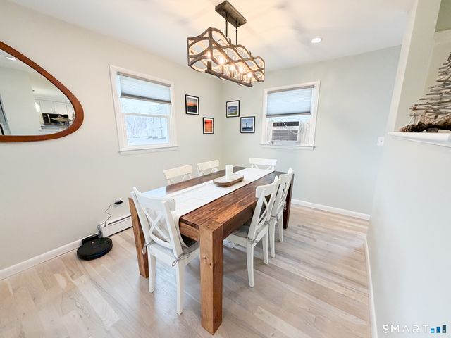 945 East Broadway, Milford, CT 06460