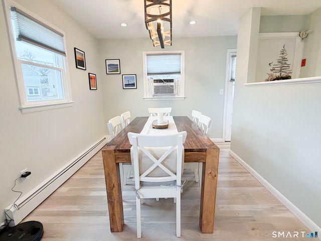 945 East Broadway, Milford, CT 06460