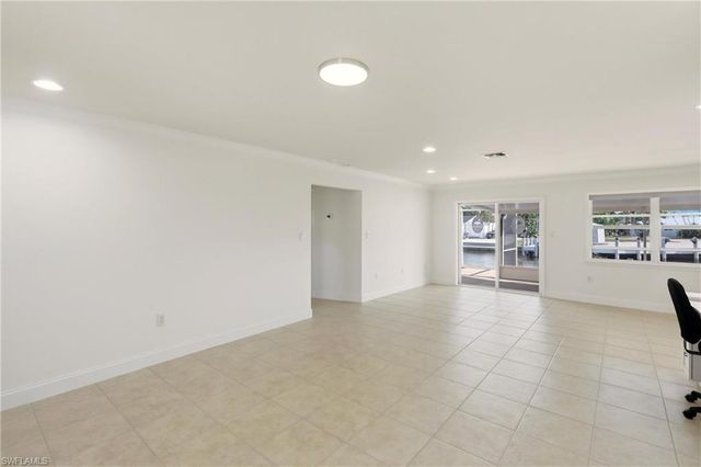 2859 Cheryl ST, Matlacha, FL 33993