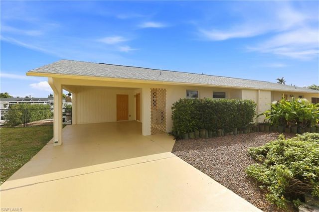 2859 Cheryl ST, Matlacha, FL 33993