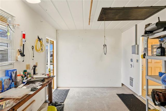 2859 Cheryl ST, Matlacha, FL 33993