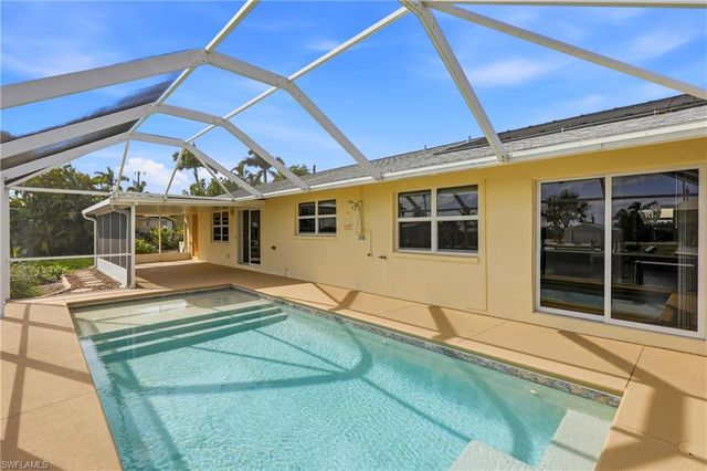 2859 Cheryl ST, Matlacha, FL 33993