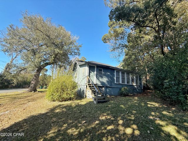 4391 Florence Drive, Marianna, FL 32446