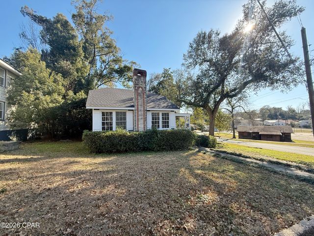 4391 Florence Drive, Marianna, FL 32446