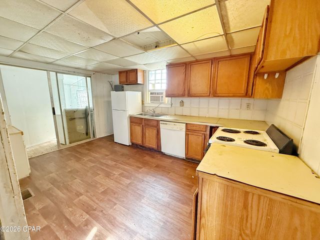 4391 Florence Drive, Marianna, FL 32446