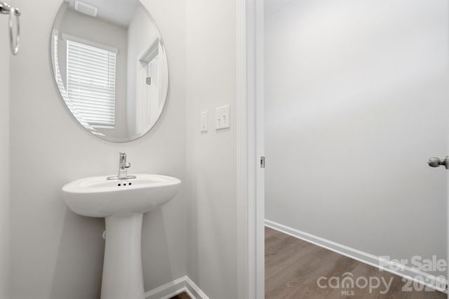 1304 Vibrant Road, Charlotte, NC 28215