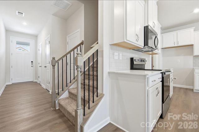 1304 Vibrant Road, Charlotte, NC 28215