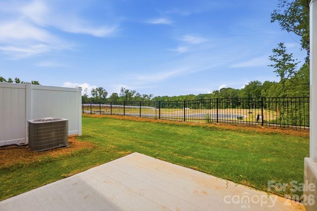 1304 Vibrant Road, Charlotte, NC 28215