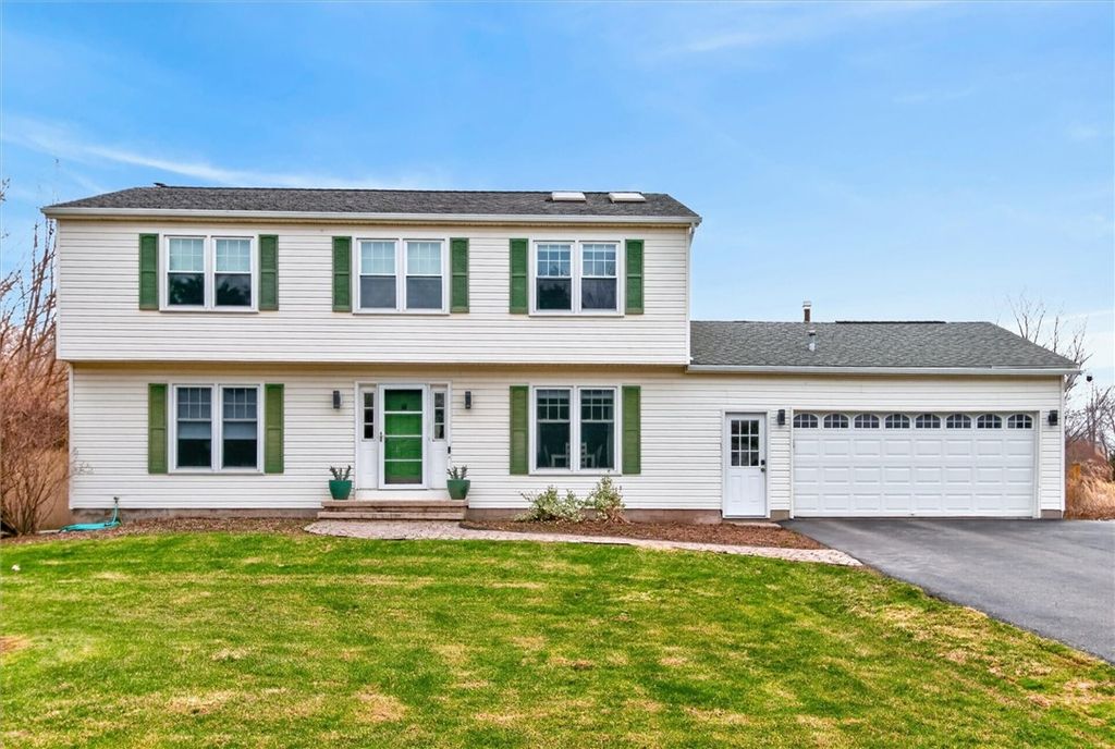 920 Gravel Road, Webster, NY 14580