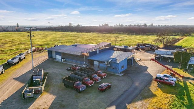 5725 N Wall Rd, Linden, CA 95236
