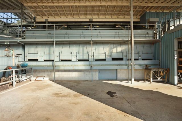 5725 N Wall Rd, Linden, CA 95236