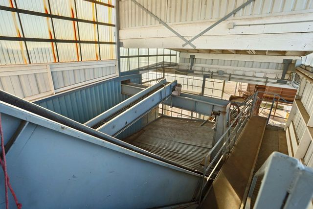 5725 N Wall Rd, Linden, CA 95236