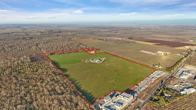 5725 N Wall Rd, Linden, CA 95236