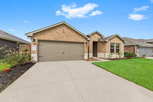 3311 Iron Pine Lane, Conroe, TX 77301