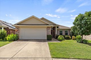 1015 Kimbro Drive, Forney, TX 75126