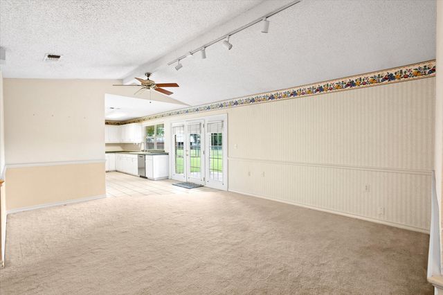 1120 Pierce Road, Red Oak, TX 75154