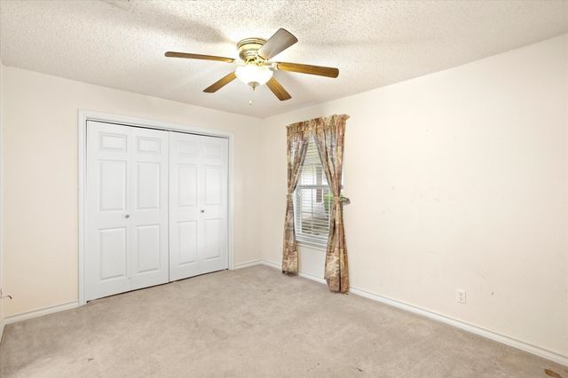 1120 Pierce Road, Red Oak, TX 75154