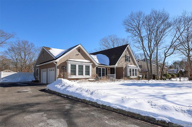 77 Van Buren Street, Port Jefferson Station, NY 11776