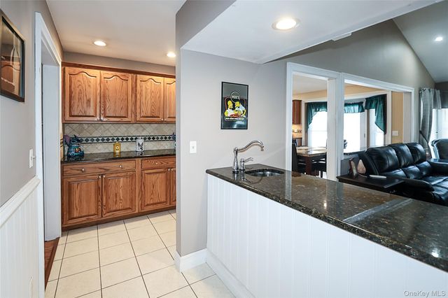 77 Van Buren Street, Port Jefferson Station, NY 11776