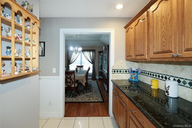 77 Van Buren Street, Port Jefferson Station, NY 11776