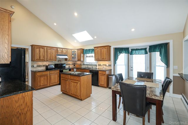 77 Van Buren Street, Port Jefferson Station, NY 11776