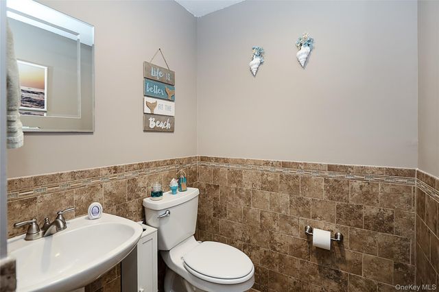 77 Van Buren Street, Port Jefferson Station, NY 11776